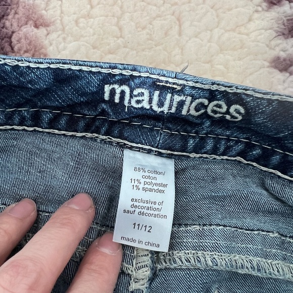 Maurice’s distress jeans. Excellent condition. - Picture 4 of 4